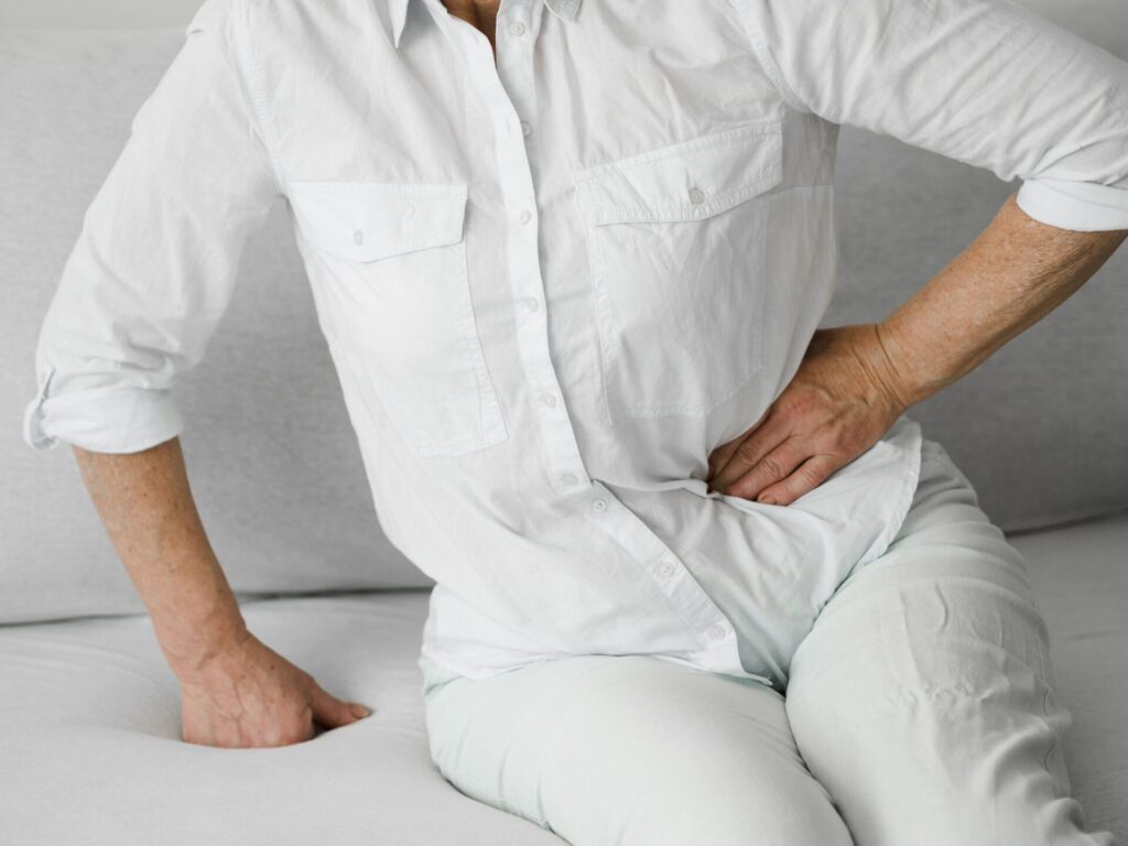 Saw palmetto for men over 40 related to prostate discomfort and urinary symptoms
